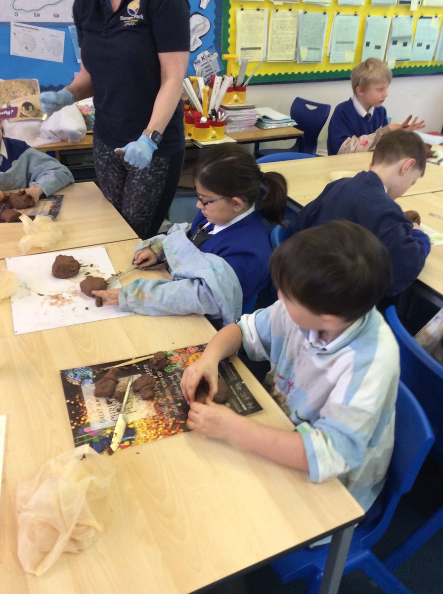 SPMVPineClass's tweet photo. This morning we are enjoying getting creative, making clay turtles for our eco ocean project. The children are taking so much care and thinking about the patterns on the shells to make them as individual as us! 🐢 https://t.co/KktRLdjGp0
