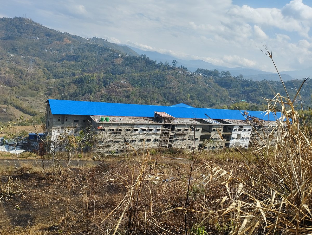 meshenlo's tweet photo. The Medical College under construction

**The present day Government proudly said... The medical college will function starting 2023 is long way to be completed**

My question is 

1) Where will they take classes when construction itself is incomplete and without faculty? https://t.co/4yg8dO6DLS