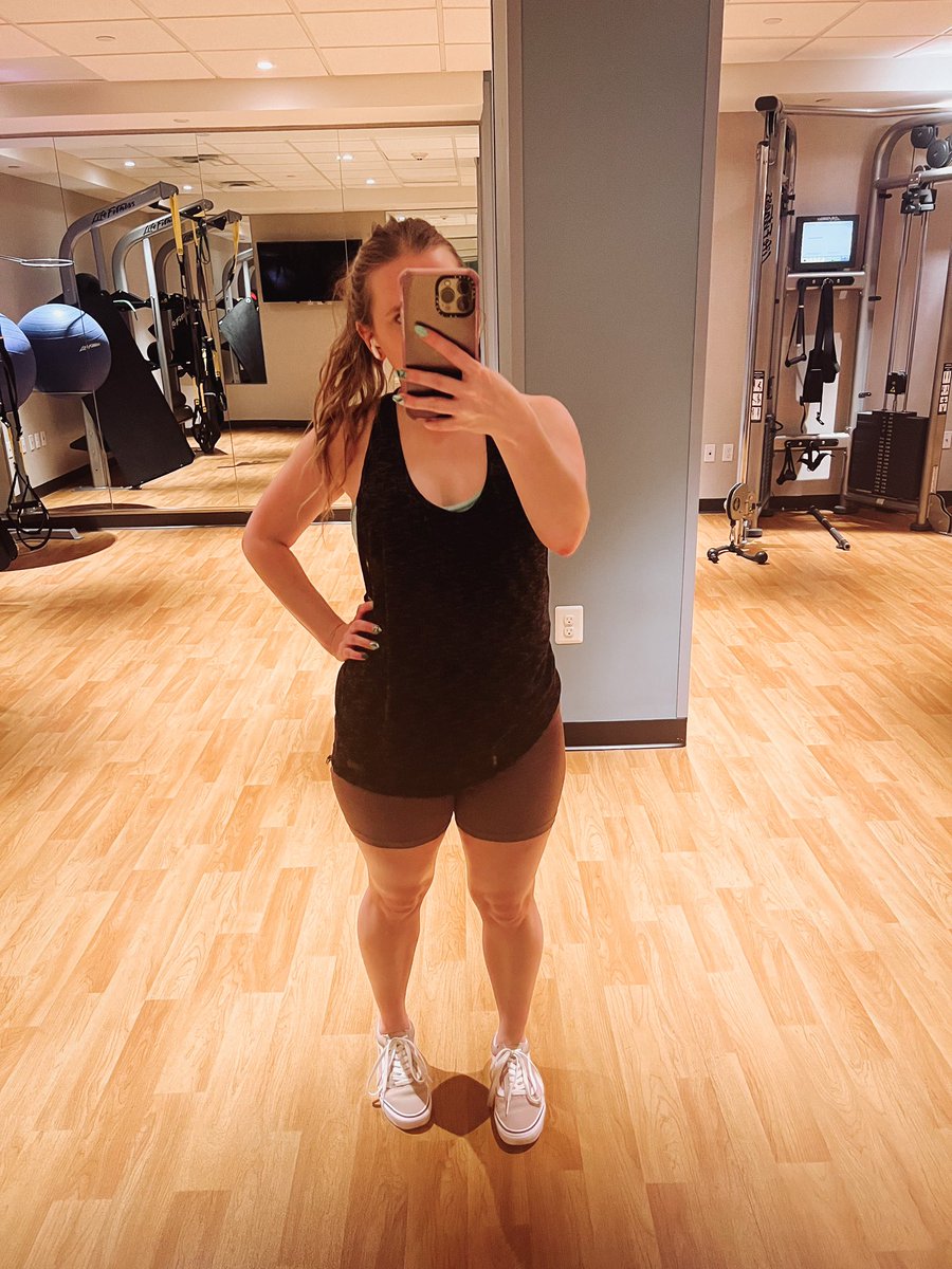 kallgoodhere's tweet photo. @IAmChrisWagner Proof that I managed to at least go to the gym this morning https://t.co/DcSaHLWp7G