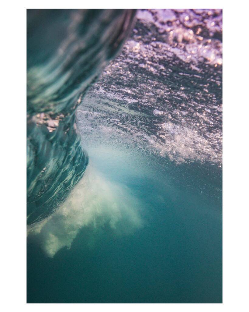 mattakespics's tweet photo. Behind the curve
•
•
•
#wavephotography #wavephotographer #underwaterphotography #underwater #ocean #sunrise #seafrogs #waterhousing #canon #canonusa #florida #floridabeaches #onlyinflorida #surfermagazine https://t.co/xPF0KBuF8c https://t.co/QkvIt4GGwY