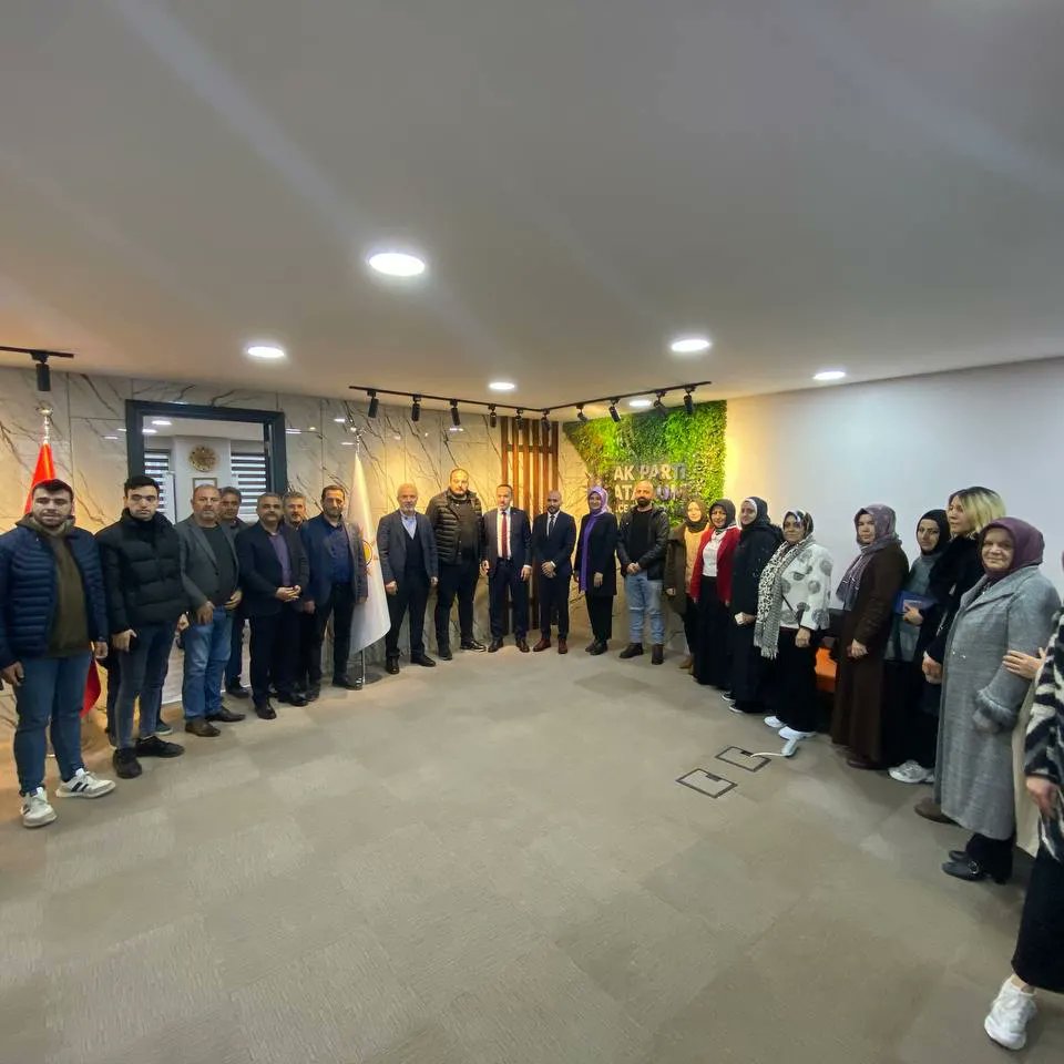 murat_pazan's tweet photo. Atakum Ak Parti İlçe Başkanı Abdulkadir Köstek ve teşkilat mensupları ile biraraya geldik. 

Kendilerine misafirperverlikleri için teşekkürlerimi sunarım. https://t.co/qoTt9vCYbf