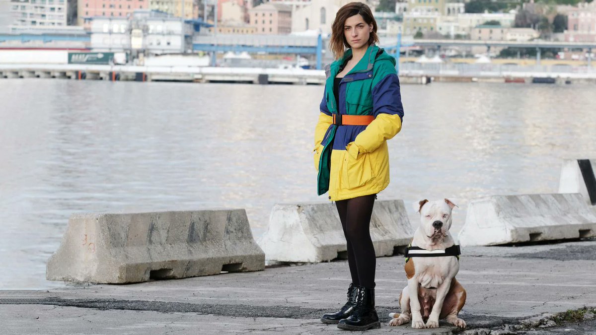 Date #Fiction da aprile:
- Da dom 16/04 #VivereNonÈUnGiocoDaRagazzi
- Da lun 17/04 #IlCommissarioMontalbano 
- Da dom 07/05 repliche #Blanca
- Da lun 08/05 #IlMarescialloFenoglio
- Da giugno al lunedì repliche #IlGiovaneMontalbano, alla domenica #Scomparsa
#RaiFiction #Rai1 #Rai