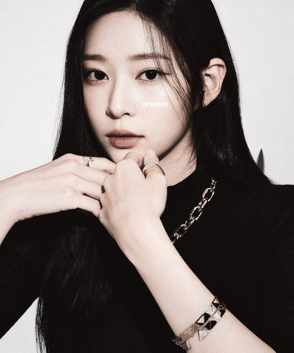 ⠀                        

⠀