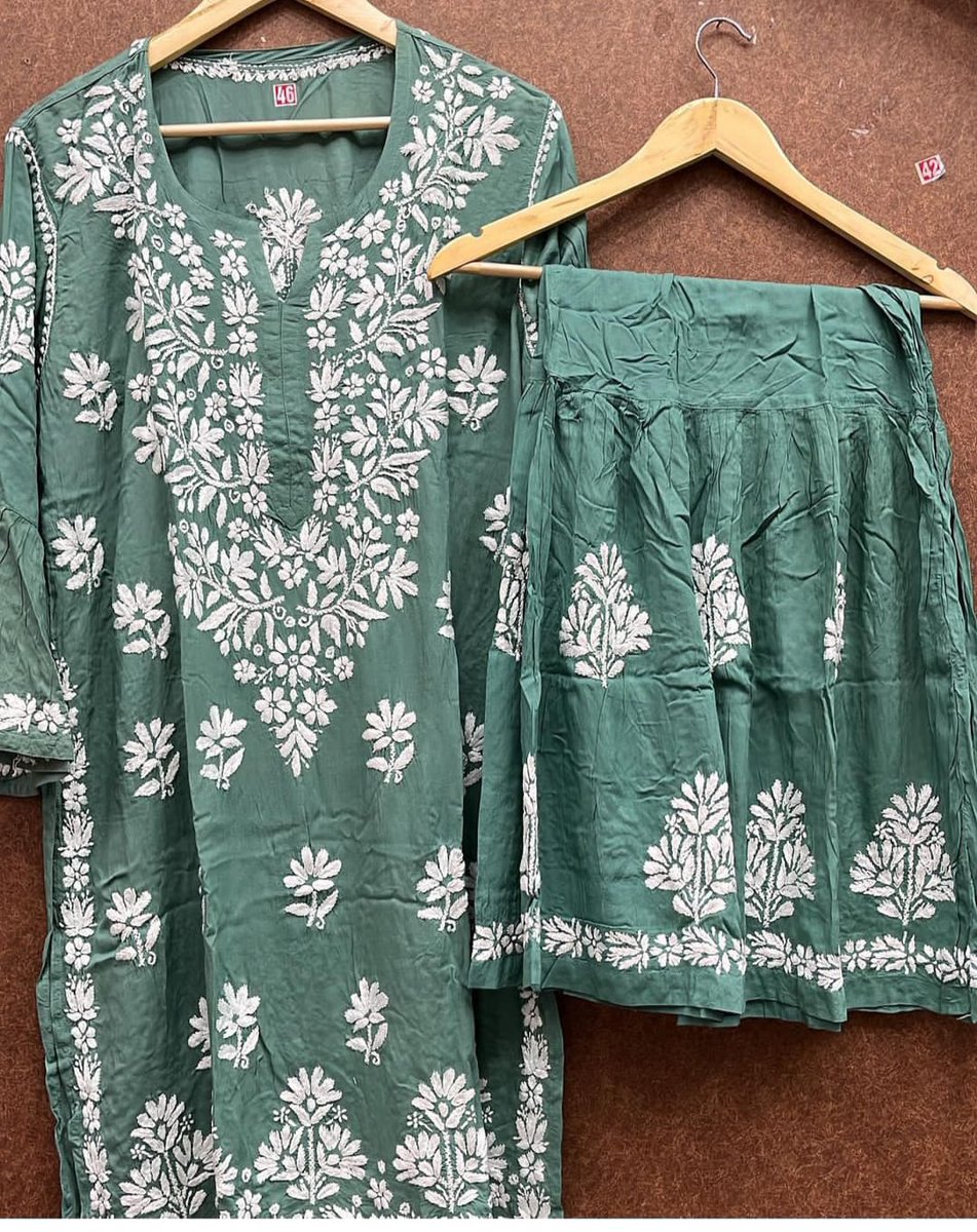 AwadhChikan's tweet photo. Flaunt  your Ethnic with confidence and classiness This Pure Modal Cotton Gharara Set is intricate all over chikankari work.

Fabric- Modal Cotton
Size- 36-46

#chikankarighararaset #chikanembroidery #chikankaricollection #modalcotton #womenoutfits https://t.co/wsAMtwbt85