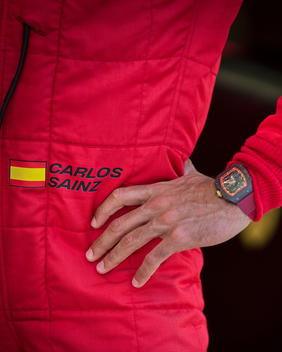 ScuderiaFerrari's tweet image. A close up on our ‘23 threads 🥵