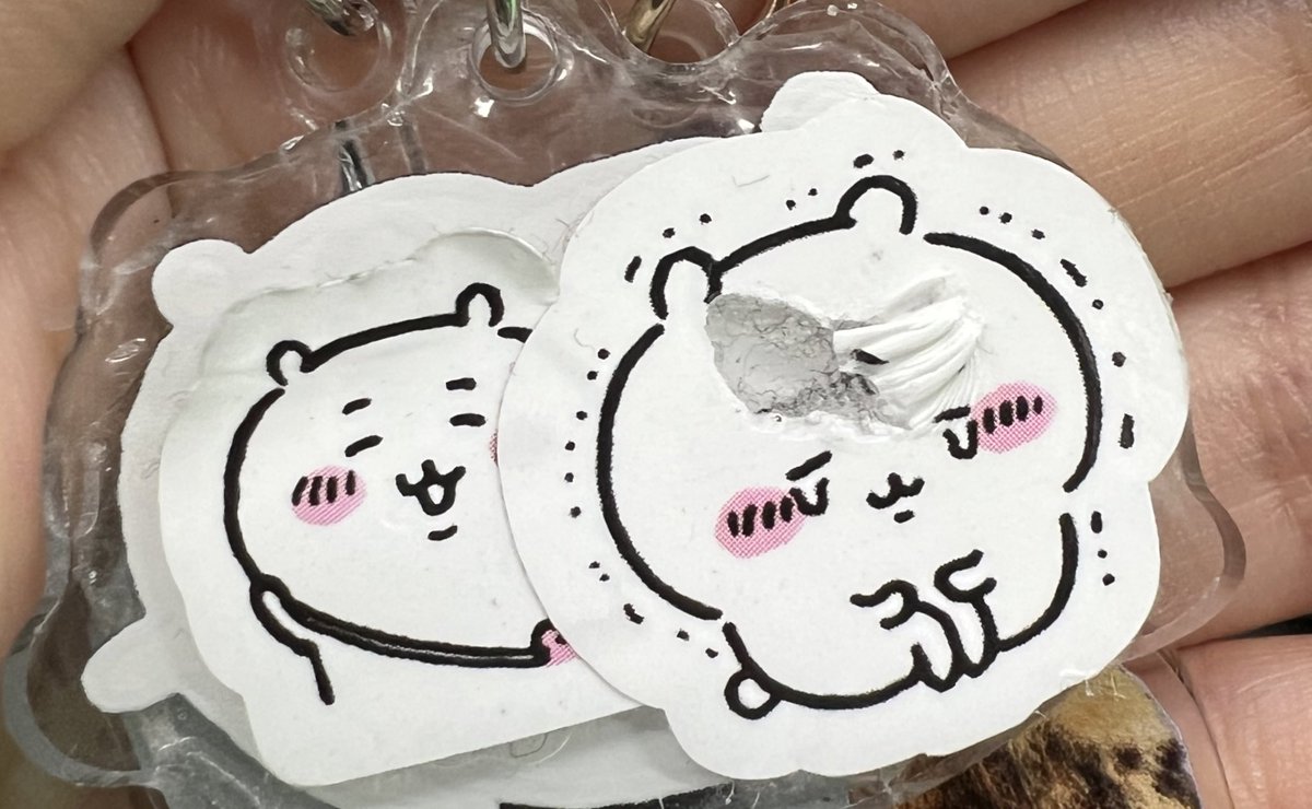 mamamamamamark2's tweet photo. 치이카와 스티커 찢어졌는데.. 레전드 핵꿀밤맞고 우는거같음 ㅠㅠ 너무 불쌍함 ㅠㅠㅋㅋㅋㅋㅋㅋㅋㅋㅋ https://t.co/f1RRrl5ZTO