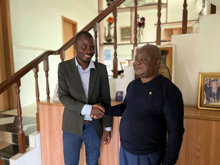 AssaPaluku's tweet photo. Toutes mes félicitations au ministre  de l'intégration  régionale Mzee  #Antipas MBUSA NYAMWISI . Je suis convaincu que notre pays va quitter cette spirale sécuritaire  politique dans  la sous région et la région avec cette  nouvelle équipe gouvernementale*  @kiro_gregoire https://t.co/s4KOTB1qNH