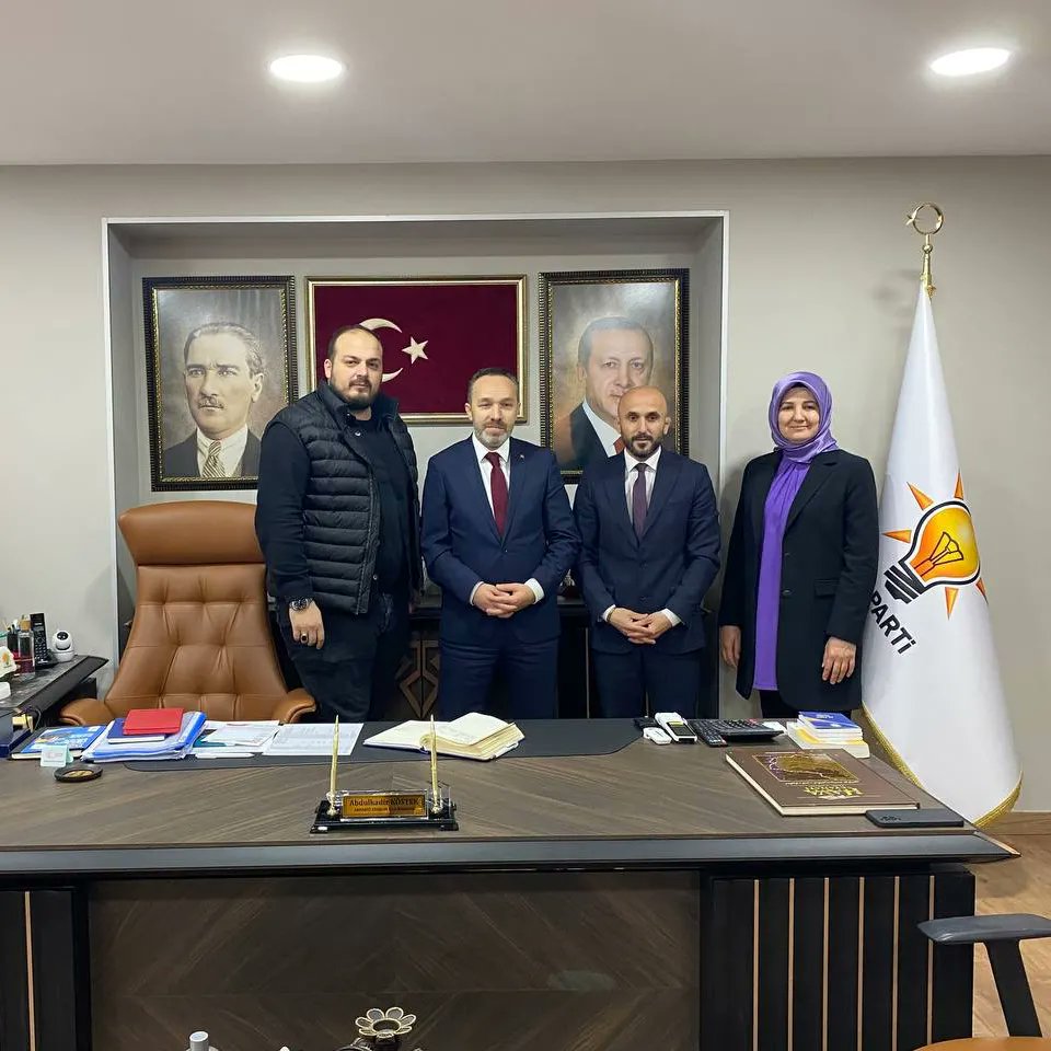 murat_pazan's tweet photo. Atakum Ak Parti İlçe Başkanı Abdulkadir Köstek ve teşkilat mensupları ile biraraya geldik. 

Kendilerine misafirperverlikleri için teşekkürlerimi sunarım. https://t.co/qoTt9vCYbf