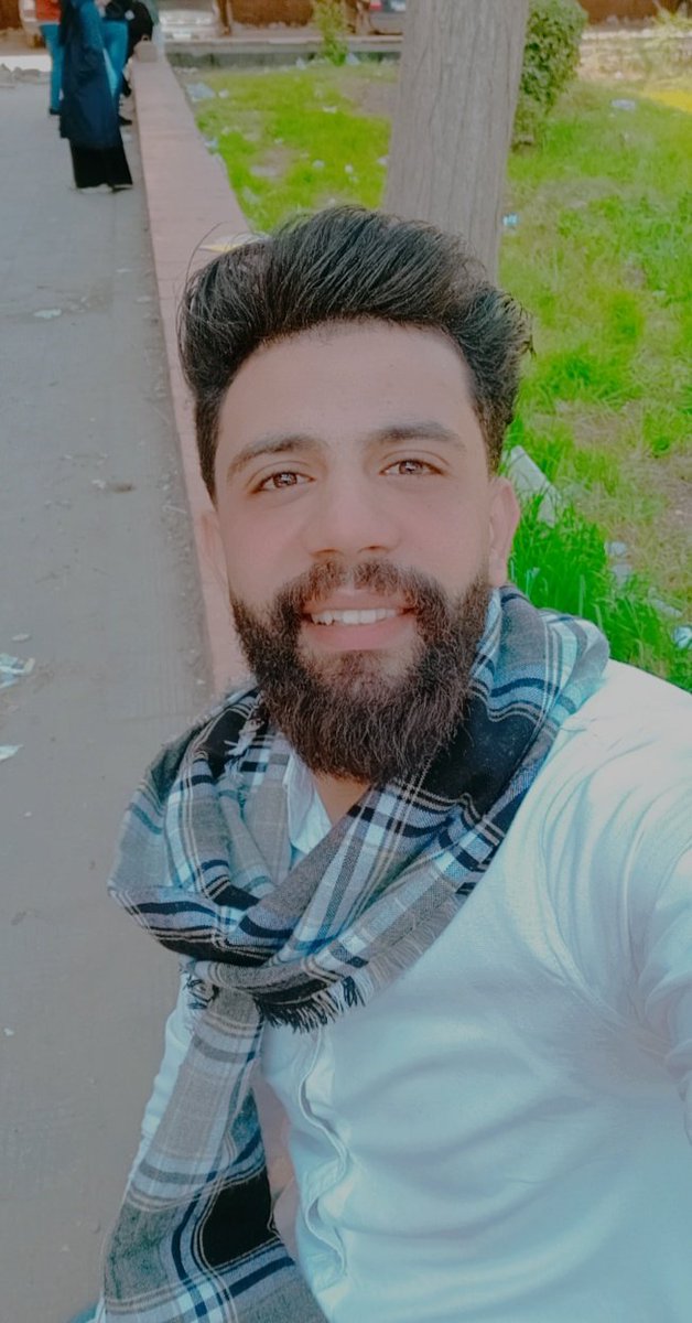 اول جمعه ف رمضان .                                    اللهم اجعل لي ف رمضان تغيير ل الافضل في نفسي وف حالي واجرني من نيرانك ومدني بغفرانك واعني علي الصيام والقيام يارب العالمين