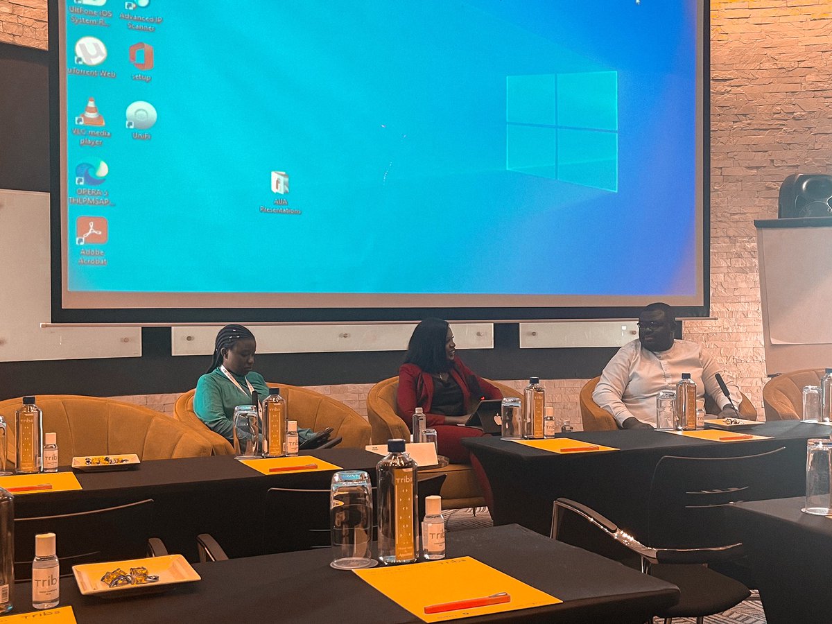 HiveAdvisory's tweet photo. At the @AIJAASSOCIATION seminar in Nairobi on 'The Silicon Savannah: Emerging Trends, Doing Business in (and with) Kenya and Africa’s Tech Ecosystem. 

Our Deji Sarumi  @Swellwell  had a panel discussion on 'Development of Inclusive Tech Policies for African tech startups' https://t.co/nmOY3JkFG6