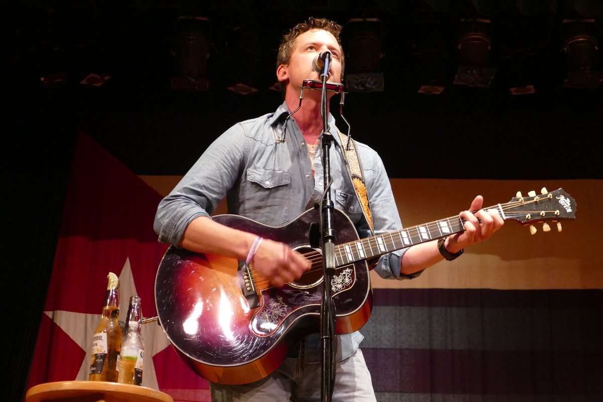 Fla RedDirt CtryClub tweet media