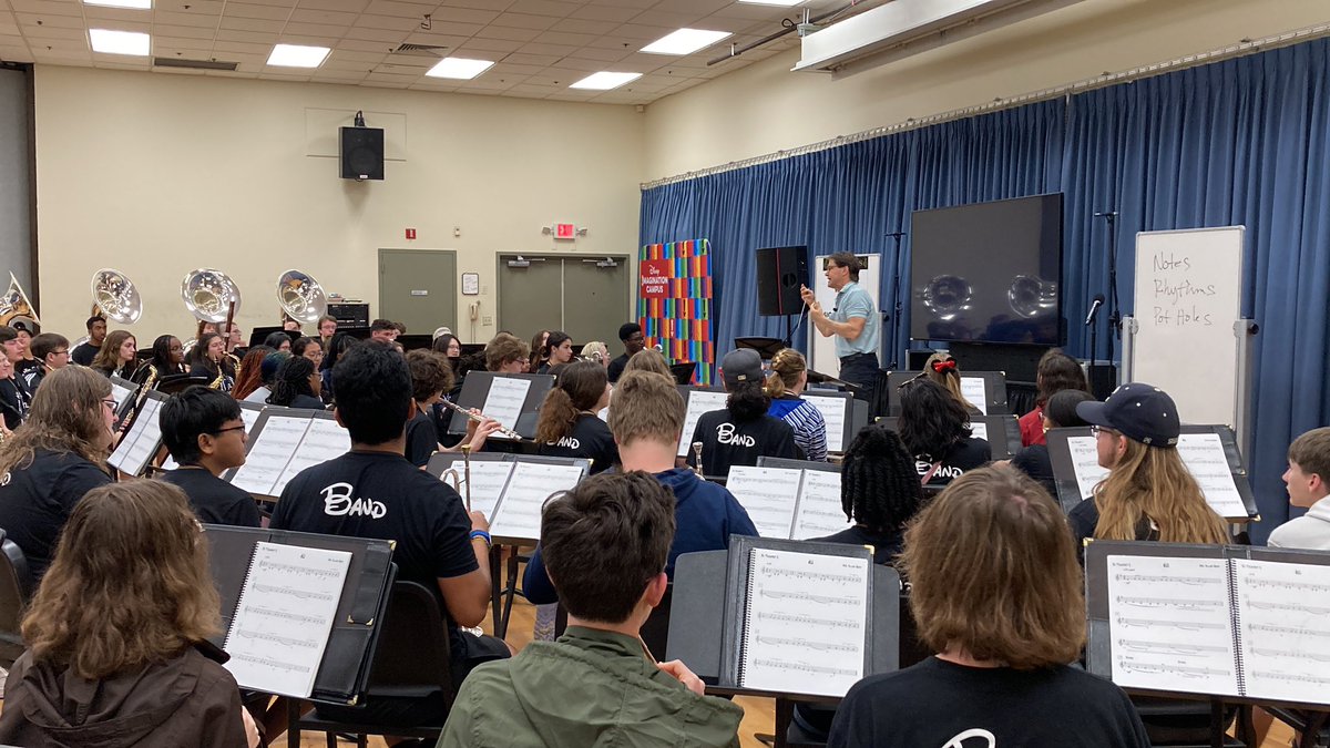 Colgan Band tweet media