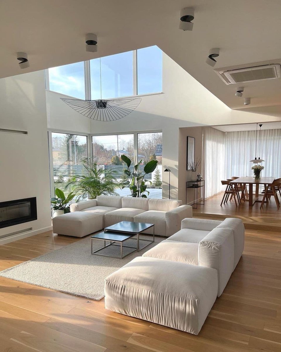 BillyDennis7997's tweet photo. The designer's bold design concept provides a space to relax with the family.🏠 https://t.co/IkvEvUjcKq
