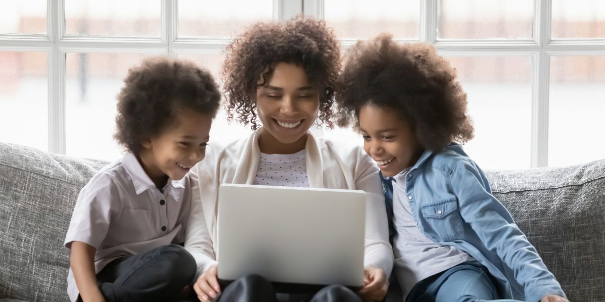 bestpiano's tweet image. Introduce your children to the exciting world of creative music  
#musiceducation #learnit #teachit #shareit #ilovepiano #pianosongs #pianomusic #onlinepianolessons 
.
.
.
virtualpiano.net/virtual-music-…