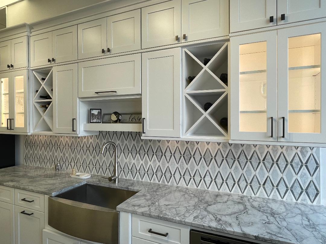 #FeatureFriday | New lights, new look. ✨

We brightened up this <a href="/Myhousektchn/">My House Kitchen & Tile & Bath</a> display with Loox5 LED lighting, giving the showroom a fresh update (without renovation). We can help you too! Talk to your Hӓfele sales rep about updating an existing display.

Cabinets by: <a href="/Fabuwood/">Fabuwood</a>