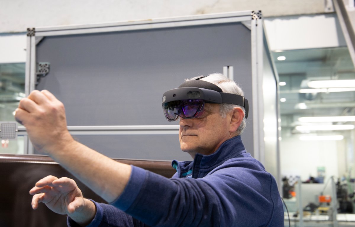 TeknikerOficial's tweet image. 🤖Hoy nos ha visitado una representación de Grupo Iruña, Fagor Automation y RPK, empresas que colaboran en el proyecto COGILE (Elkartek). En el encuentro, han podido interactuar con los demostradores finales. ¡Gracias por la visita!

#Cobot #UsercenteredDesign #Manufacturing