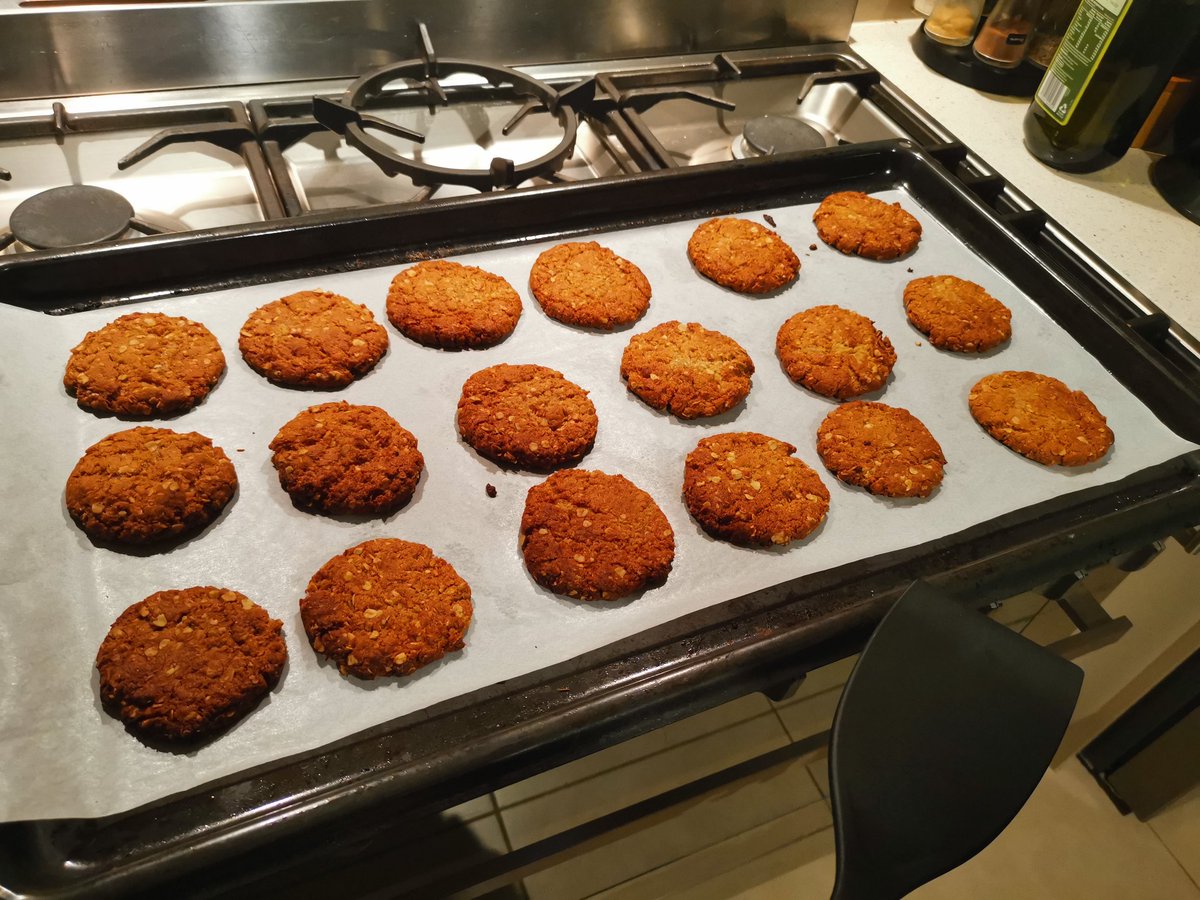 TanyaDavis95's tweet photo. Anzac biscuits 💕

Hmm Chai time ☺️ https://t.co/V7TNrlkWsU