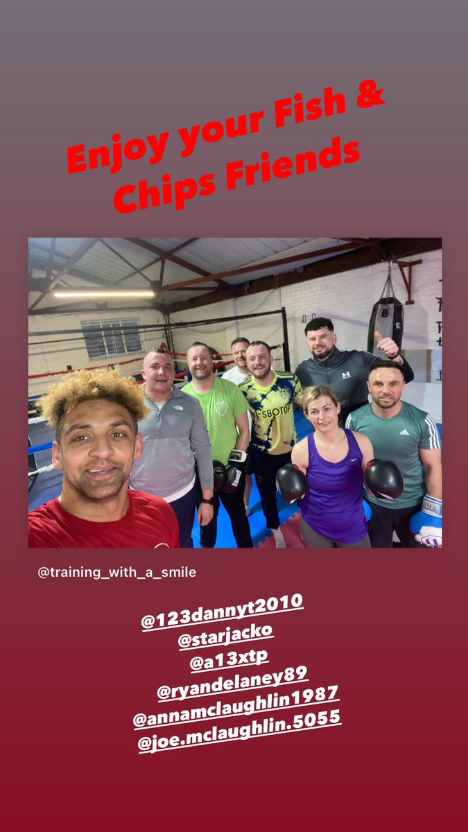 Great 5am Boxing/Fitness session this morning 🥊🥊🥊. 
All good fun 😎😎😎.  
Enjoy them Fish &amp; Chips Friends
🎁🎁🎁 #happydays