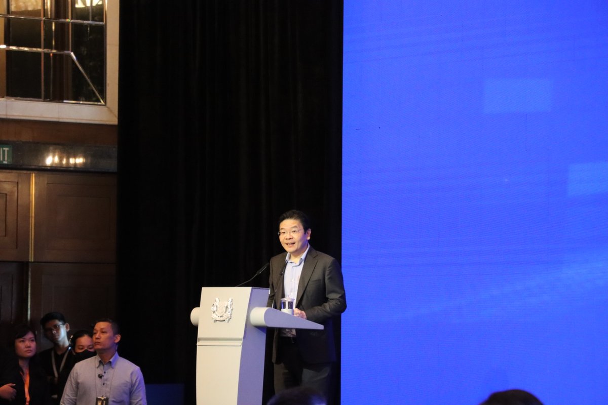 FranceinSG's tweet photo. Opening Address by @LawrenceWongST today at #sgtechsummit. This year 🇫🇷 participation includes the Institute for Strategic Research of the Ministry of Armed Forces @IRSEM1 the Armament General Directorate @DGA and the Defence Digital Agency.
#sgtechsummit https://t.co/s7F7MPpsIr