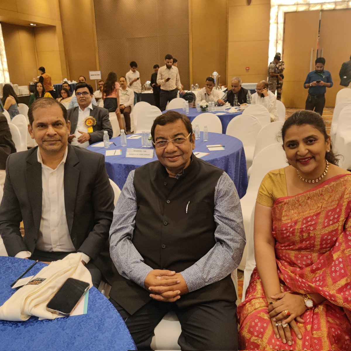 Drsarika005's tweet photo. Thank you @DrSushilKrGupta for sparing time for the @IMAIndiaOrg dinner interaction with Parliamentarians. #HealthForAll #StopViolenceAgainstDoctors #CentralAct #HealthWorkersProtection https://t.co/SESzhMkX5y