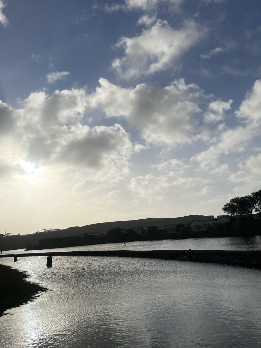 jodysutts's tweet photo. @CarlowWeather River Mahon woke up on the wrong side of the wall https://t.co/PBETnzqEa6