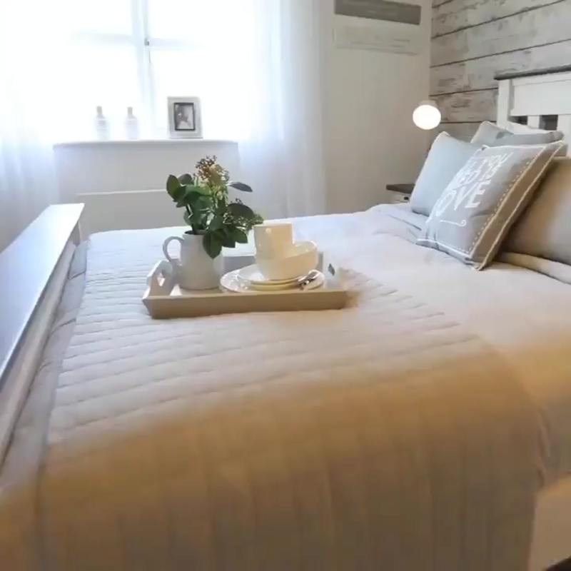 JonesAndTomlin's tweet image. We love seeing our beds out in the real world!

Tag us or use #LoveJandT on Instagram to be featured 💙
⁠
See our full range of Wooden beds bit.ly/wood-bed-frames

Thanks 📸 @erris_homes #NeutralDecor #WoodenBed #BedroomFurniture #BedroomInterior #HomeDecorLove