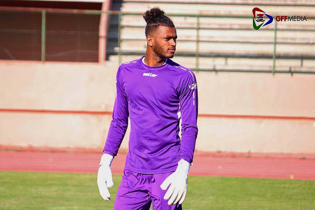 AdvantageFutbol's tweet photo. ✖️ The rock in defence, @baboucarrgaye40 in training with @the_gff_official ✖️
_____________________________
🧤 AFG1 Whiteout Classic V.2 #AFG1 #advantagefutbol #gambia #goalkeeper #goalkeepergloves #goaliegloves #gloves #goalkeeperlife https://t.co/nbcrhuaZxs