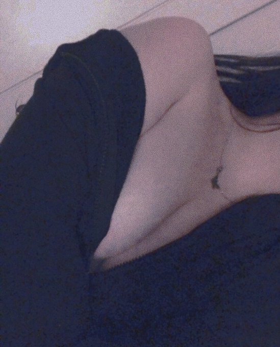 심심해ㅜ 디엠 할 사람 #섹트 #일탈 #맘눌뎀