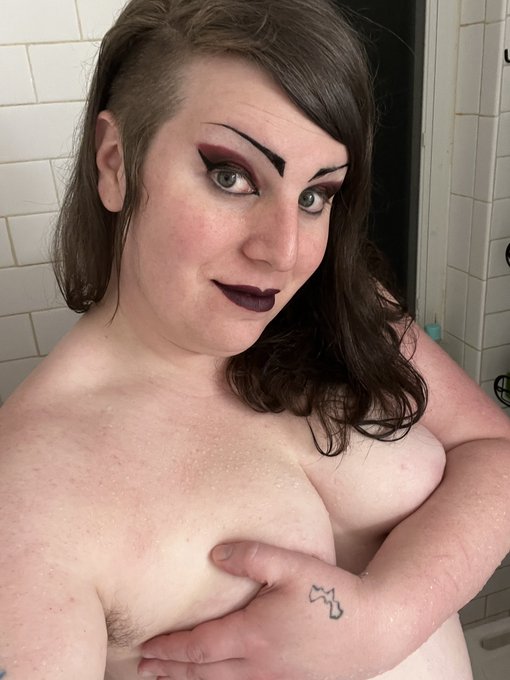 spicy__scarlett