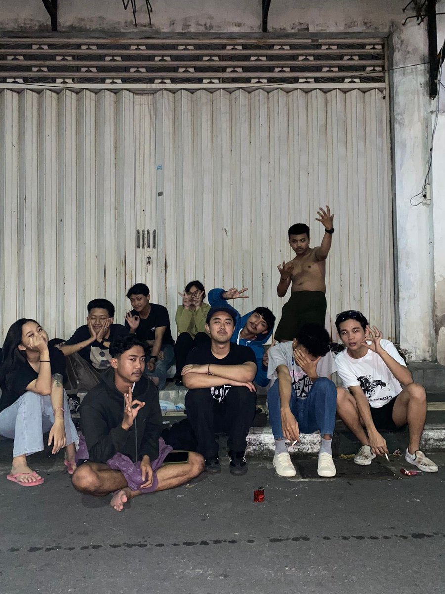 amirnrdn2's tweet photo. Sehat2 my G 🍻 https://t.co/sDqwFRWFa1