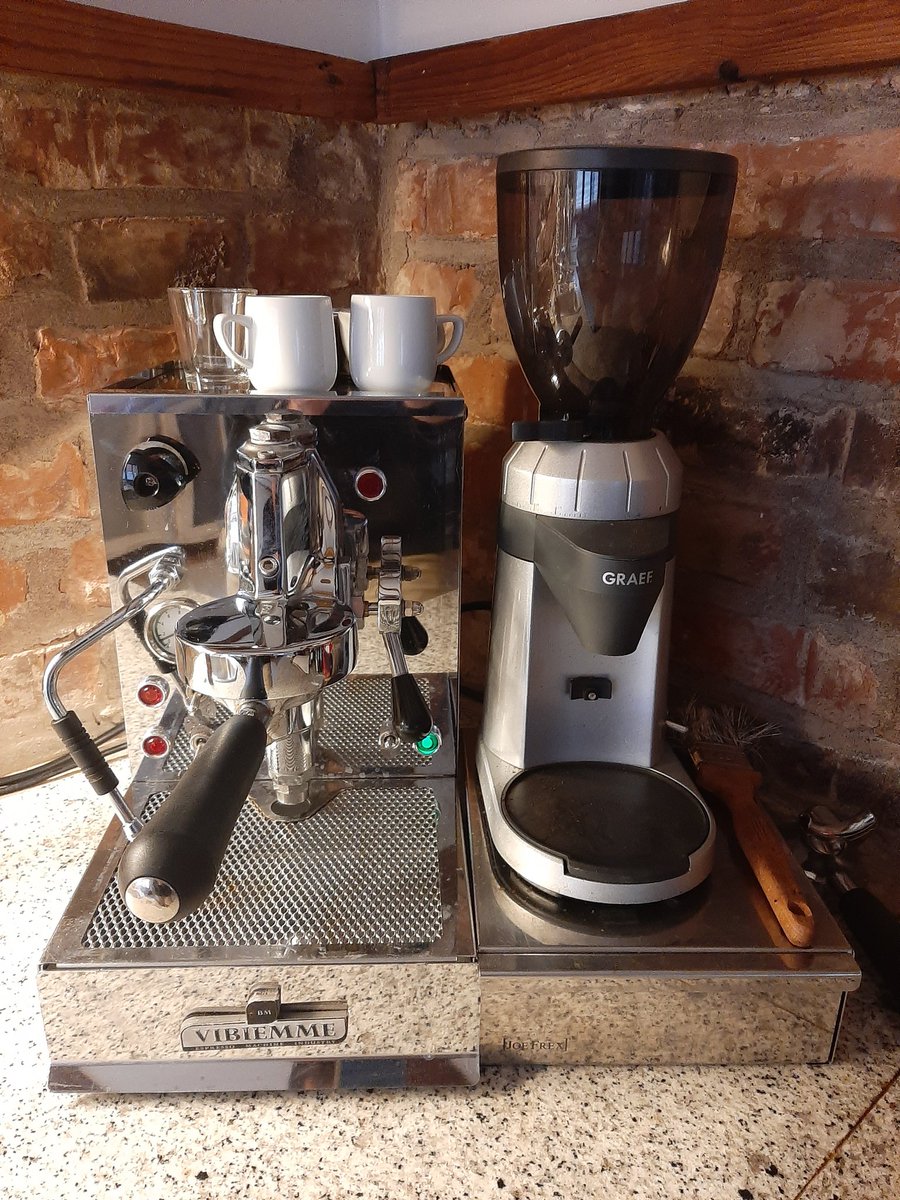 Five weeks away for repair! 😵😥! Tough, tough time, especially during work time. But now my beloved #EspressoMachine is finally back! 😁☕