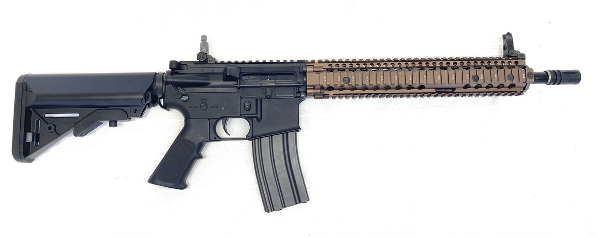 judgment0708's tweet image. お得な #カスタム #デモ銃 販売のご案内‼️
G&amp;amp;P製 #SOPMOD2 ミドルレンジカスタム済み展示販売中！
当店オリジナルのレスポンス&amp;amp;アキュラシーにこだわった1品です！！
ハンドガードは #ダニエルディフェンス のライセンス品‼️
外でも中でも使えるチューンとなってます。
週末は是非見に来てね✨️