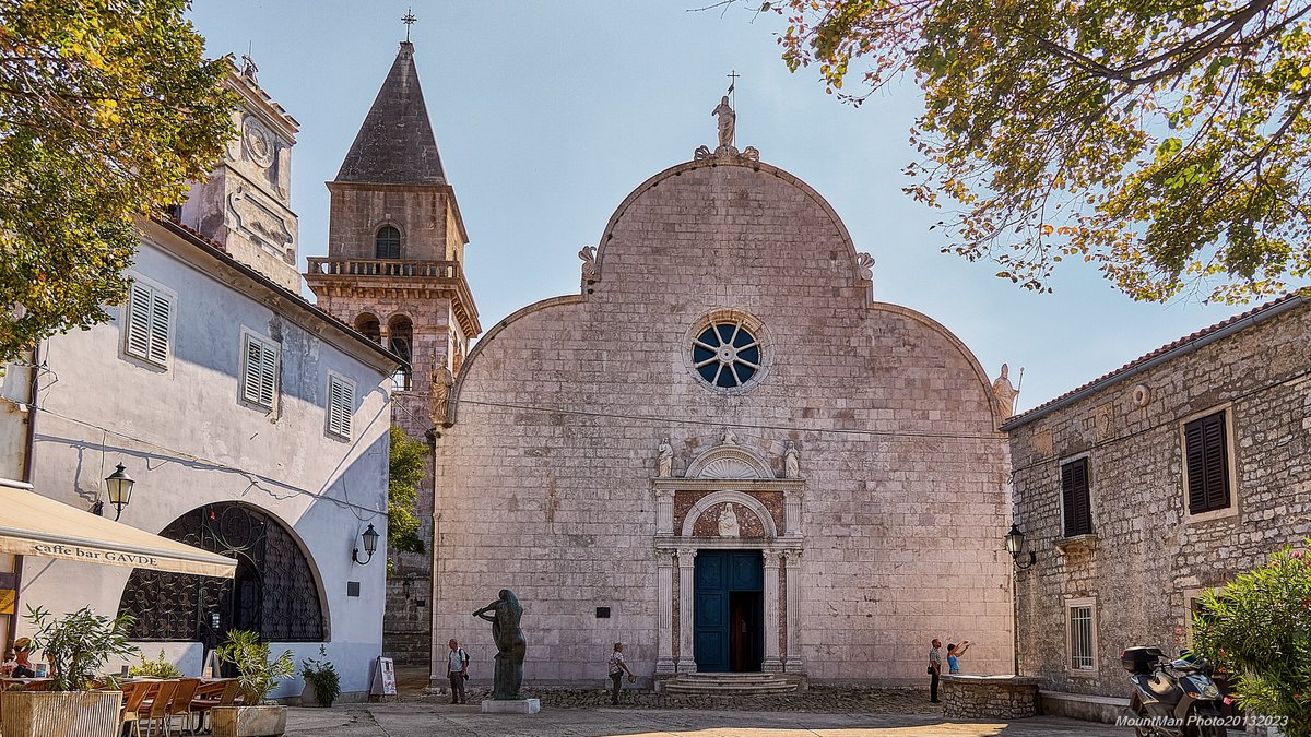 StjepanStimac's tweet image. Osor na otoku Cresu
#osor #otokcres #osorskeglazbenevečeri #kvarner #photography