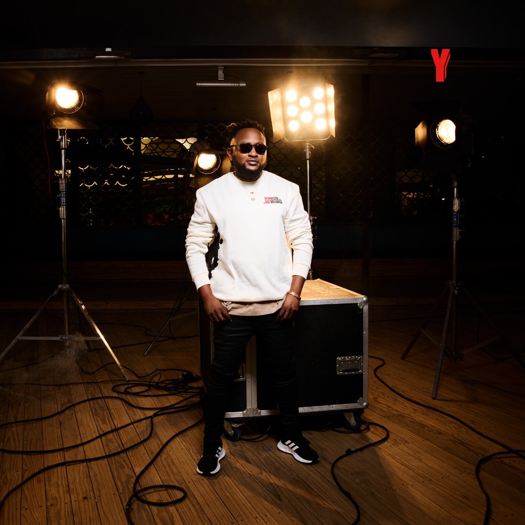 JustMo_DJ's tweet image. #YNot @Yfm