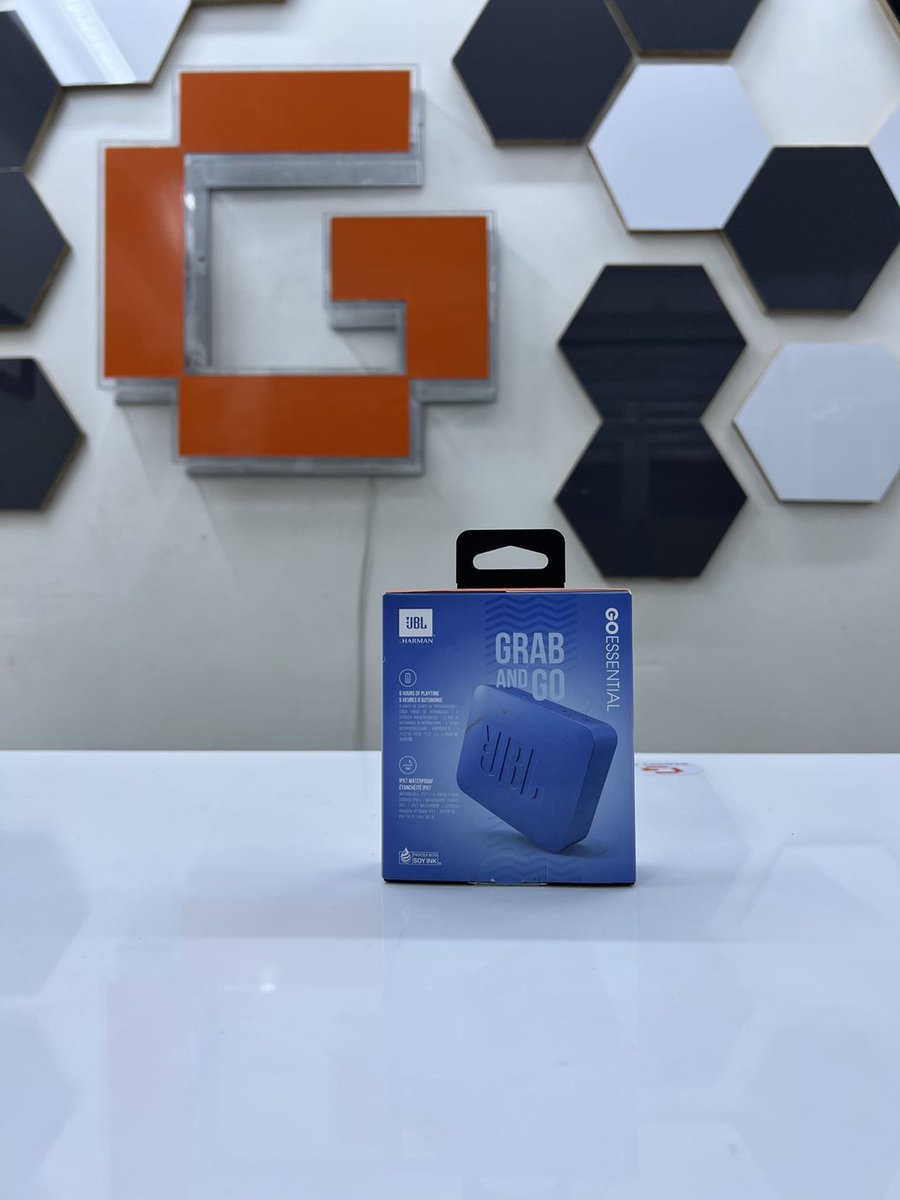 'Experience premium sound quality like never before with our JBL speakers! 🔊🎶 Upgrade your home entertainment system with our latest collection, available now at Gadgethub. Order yours today #JBLspeakers #premiumsound #homeentertainment #Gadgethub'