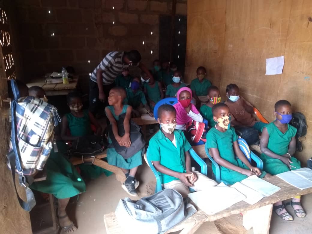thinkedghana's tweet photo. Poor infrastructure can have a negative impact on students' learning experiences, making it difficult for teachers to offer successful classes. Think education work helps to ensure that schools have a foundation to build on and improve the education services. https://t.co/8Lwr3nZQan