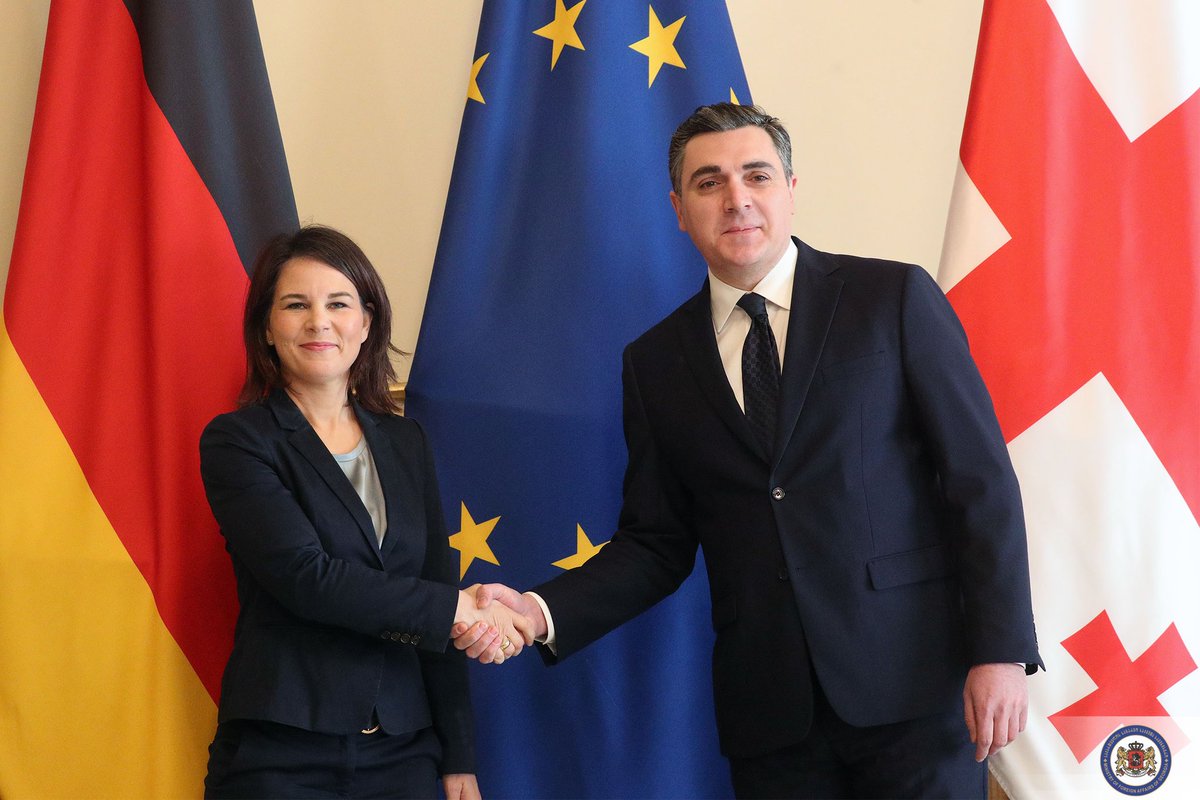 iliadarch's tweet photo. Happy to host my German colleague to 🇬🇪! A good opportunity to continue the friendly dialogue to enhance the positive dynamics of our bilateral relations. 🇬🇪 🇩🇪 are reliable partners sharing deep historical ties/commitment to principles based on common European values @ABaerbock https://t.co/5gQzdOPg9g
