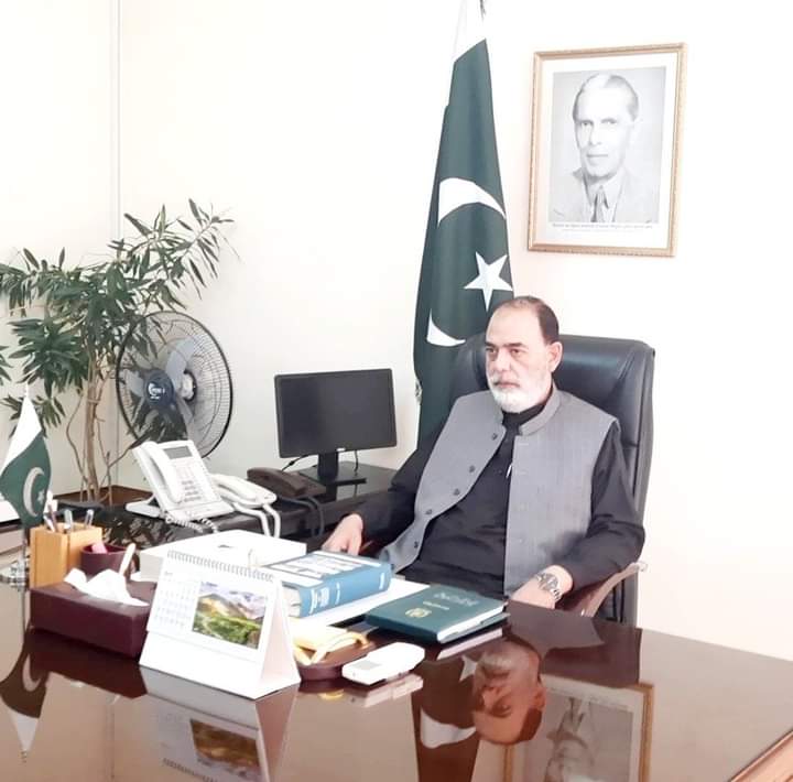 AftabJUI1's tweet photo. ہمیں ان خاک نشینوں کی وزارت کی کارگردگی پر فخر ہے نہ سر��اری پروٹوکول نہ مراعات سب کچھ ریاست پر وقف۔۔
@juipakofficial
@MuftishakoorJUI 
@MoulanaOfficial 
@AsadMahmoodJUI 
@MAWaseyofficial 
@senatorMtalha 
@AkramDurraniJUI 
@ZahidDurraniJUI https://t.co/7pwHNI1ASh