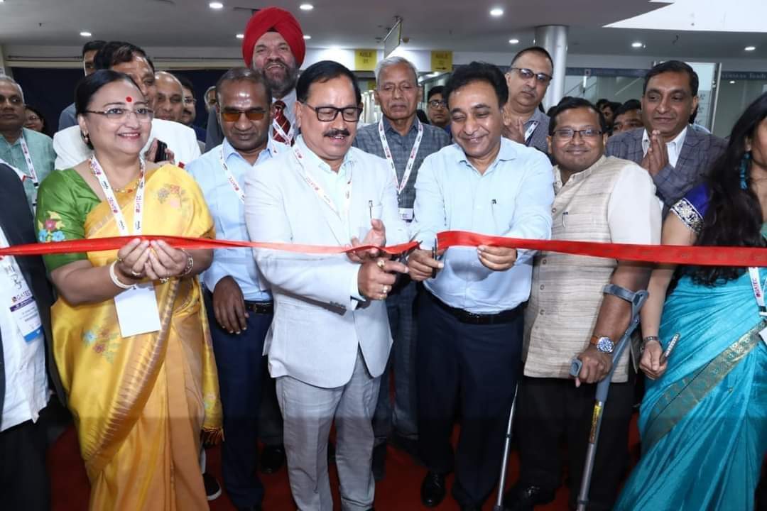 S_Phal_Dessai's tweet photo. #GATEC2023 Exhibition Inauguration
#gatec2023 #gatec #expo #conference2023 #assistivetechnology #exhibitor #healthcare #assitivetechnologyprogramme #medical #greaternoida #delhincr #indiaexpocentre #iconex #innovation #technology #design #ai #development #research https://t.co/B41nJri5AG