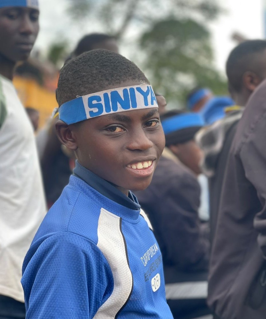 hillsfmkabale's tweet photo. Friday sports update coming up with @LubingaBa sponsored by @Sprite

Kigezi college butobelle champion Kabale district football and more stories coming up

Stream live https://t.co/6tQq6Ow4HD

#hillsfmsportsupdates
#soundfromthehills https://t.co/NOTaAEnhV6
