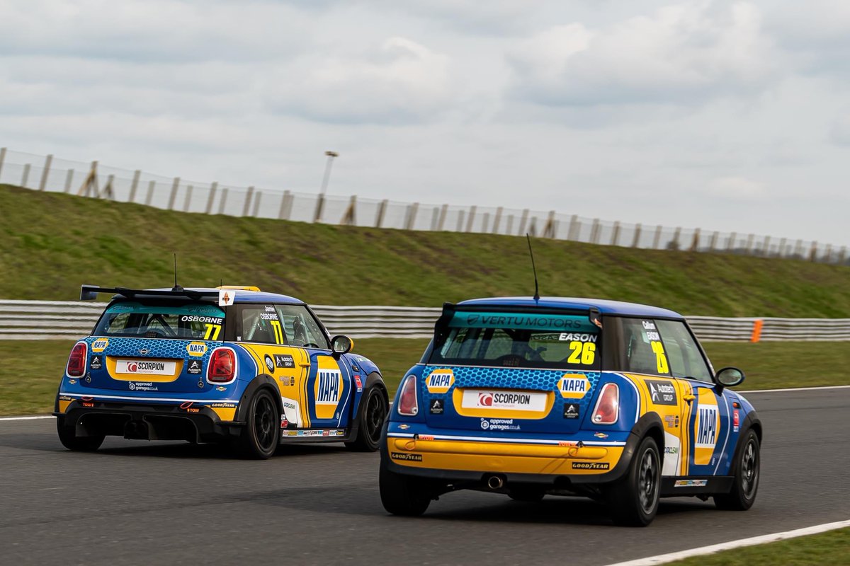 C_EasonRacing's tweet photo. Only 14 days left to go 🔵🟡

@naparacinguk 
#NAPAracingUK

📸 @PurpleTasche @MomentumSocial_ https://t.co/NtHUBOyArj