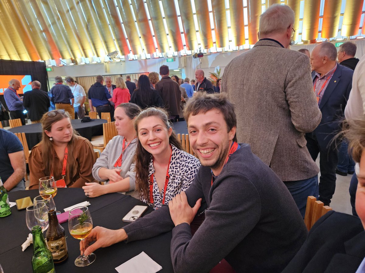 NuffieldFrance's tweet photo. Le #NuffieldTriennialNZ2023 commence ce soir à #Christchurch, avec une réception pour souhaiter la bienvenue aux Alumni #Nuffield de tous âges et pays, en bonne tradition #Maori. Parmi les participants, notre lauréat @NuffieldFrance 2023 Guillaume Tant, qui commence son GFP. https://t.co/TI410gnPPf