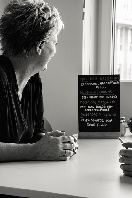 Wij zijn op zoek naar persoonlijk begeleiders. Zowel in Purmerend als in Zaandam. Zowel ambulant als op een wooncirkel. En ook zelfs als senior. Dus wil je eens in gesprek met ons om de mogelijkheden te onderzoeken? Mail naar: werken@leviaan.nl of bel met ons! 088-2001001!