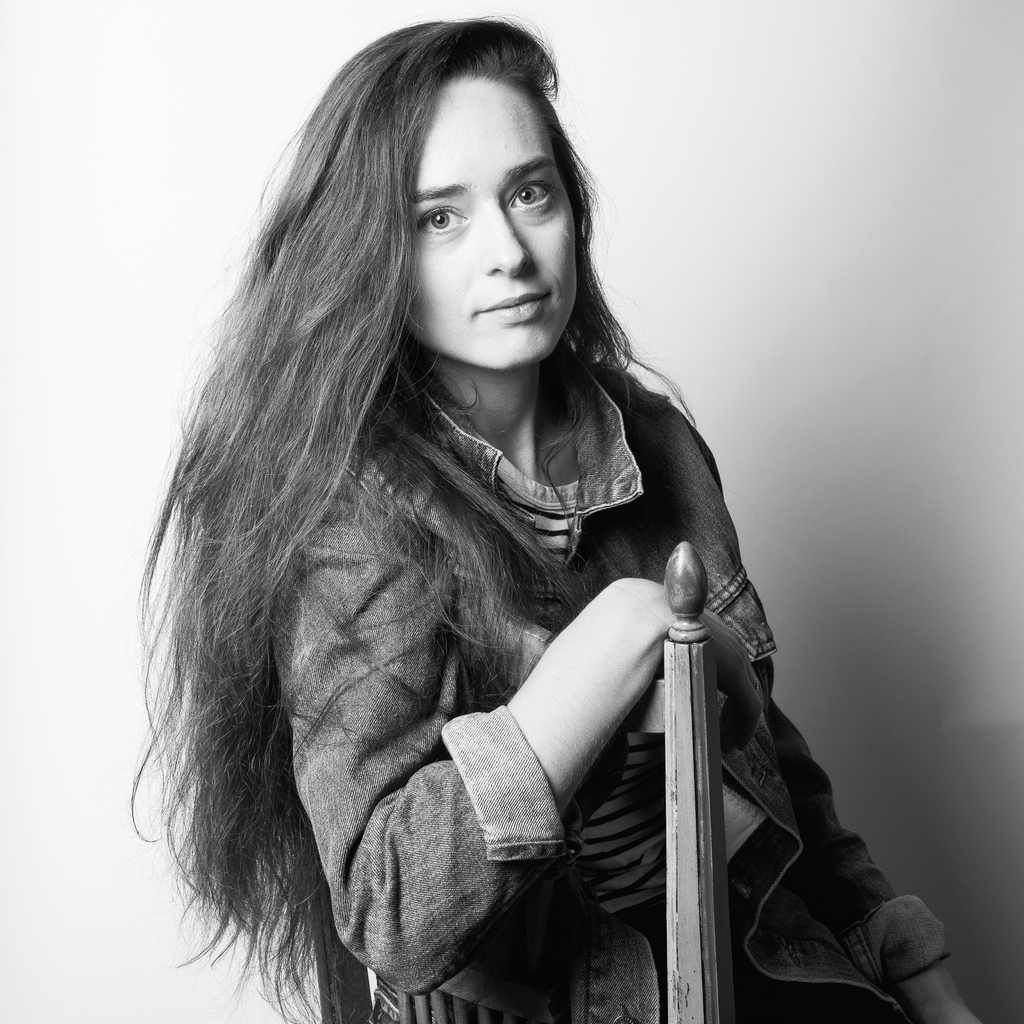 Meet Laura Turner, a screenwriter and playwright who is joining our #NewAssociates this year 👏

Laura's first feature 'LAPWING' was released in cinemas in 2021 and received critical acclaim.

As a playwright, she has had over 50 plays produced and runs Fury Theatre.