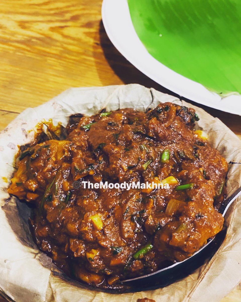 Chicken Donne Biryani 🐓🍗 

Follow @themoodymakhna for more such updates

#chickenbiryani #donnebiryani #chickenlollipop #muttonbiryani #chillichicken #karnatakafood #bangalorefood #bangalorefoodblogger #foodie #foodlover #instagood #food #foodie #biriyani #bangalore