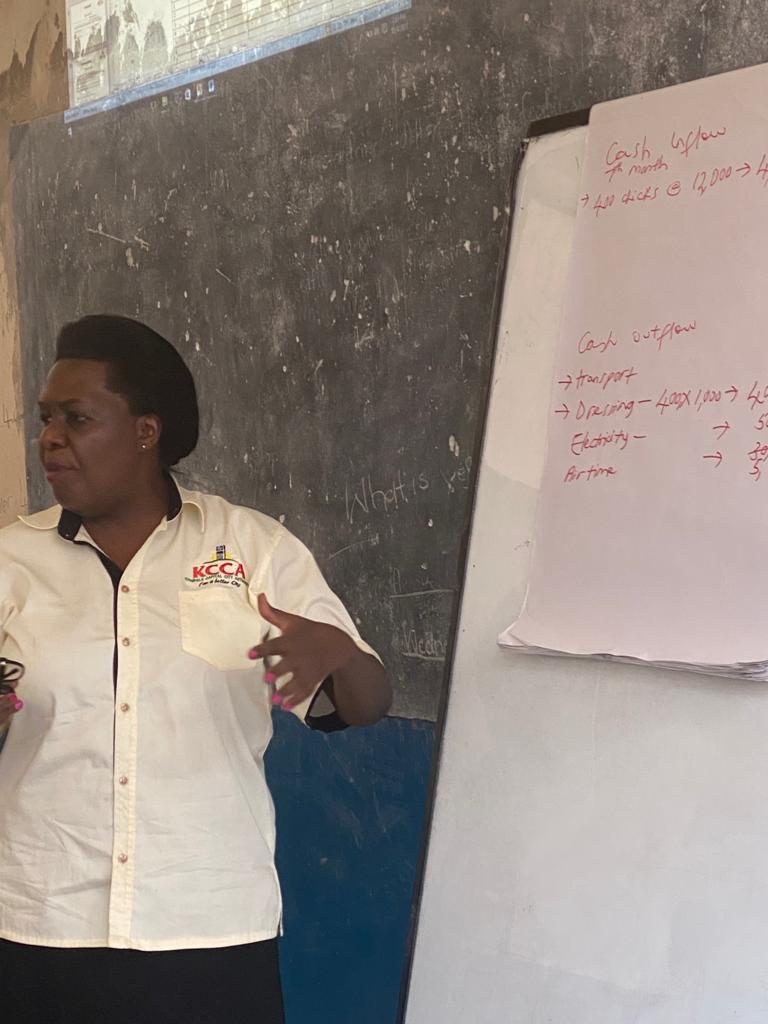 KampalaPdm's tweet photo. BATVALLEY PRIMARY SCHOOL;

 Orientation/Training For @KCCAUG Assistant Ward Administrators On Parish Revolving Fund, Credit Processing And Management For PDM Beneficiaries. Training Conducted By The Head Of Commercial Officer @KCCAUG
@KCCAED @kyofakabuye2 https://t.co/JM5sPqqO7W