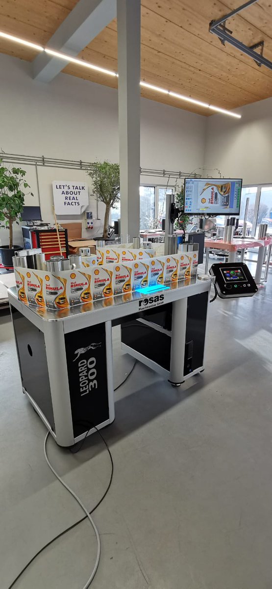 ROTOCON_'s tweet photo. We look forward to welcoming another machine from rosas Maschinenbau into South Africa! 🤩

https://t.co/qTFoWpHZqG

#ROTOCON #rosasMaschinenbau #labelfinishing https://t.co/sSRBtJ7Y4M