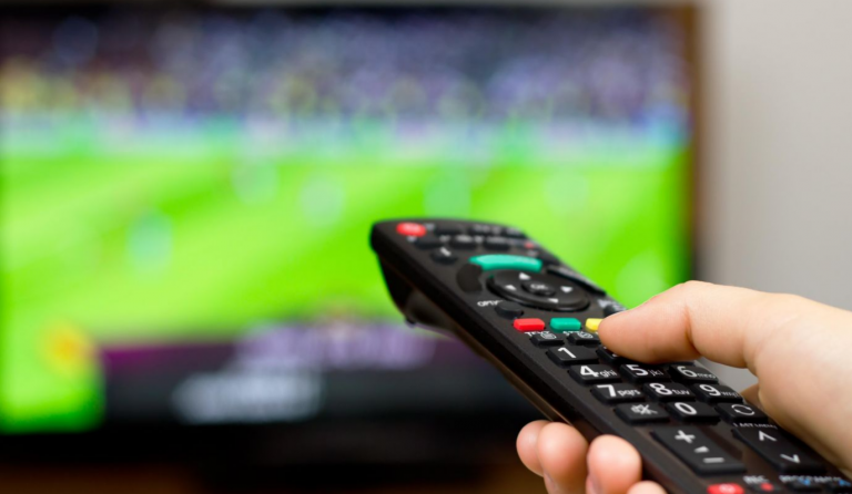 Sport365gr's tweet photo. Η αναμέτρηση Γιβραλτάρ – Ελλάδα για τα προκριματικά του EURO 2024 και το ματς Παρτίζαν – Ολυμπιακός για την EuroLeague ξεχωρίζουν στο πρόγραμμα με τις αθλητικές μεταδόσεις της ημέρας.

Αναλυτικά όλες οι επιλογές:

10:55 COSMOTE SPORT 5 HD Moto3 Grande

https://t.co/xFgWTBXlOA https://t.co/Vnr6bvVbsJ