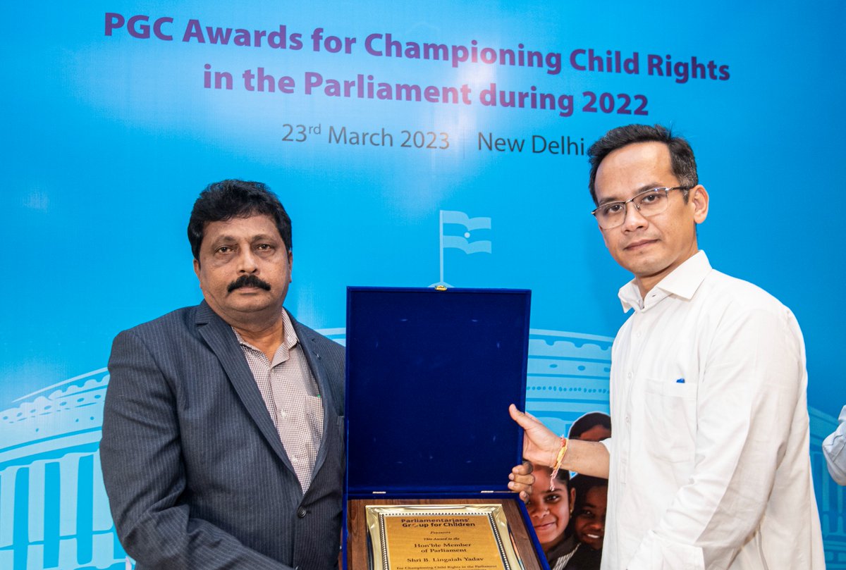 MPsforkids's tweet photo. Well done @MPLingaiahYadav Ji on reeiving the PGC Award for your dedication to improving child-related laws and championing #ChildRights in Parliament. Your work on education, child health, and yoga in schools is truly inspiring. Congratulations!👏🏆 https://t.co/EcLsxxcsqz
