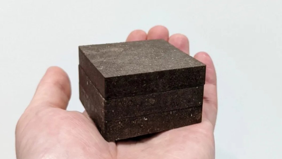 WeAreRSGroup's tweet photo. Scientists develop 'cosmic concrete' to construct habitats on Mars 🤯
Called StarCrete, the material has a strength of 72 Megapascals (MPa), while that of ordinary concrete stands at 32 MPa.
Check it out via IE 👇
➡️ https://t.co/u22jvmSLpk ⬅️
#StarCrete #CosmicConcrete https://t.co/jMbYZA5icF